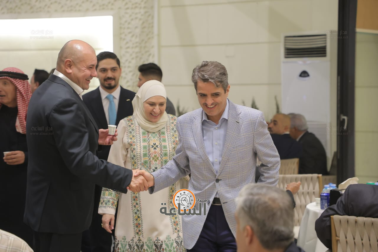 Madar Al-Saa Images 0.3209327871250732