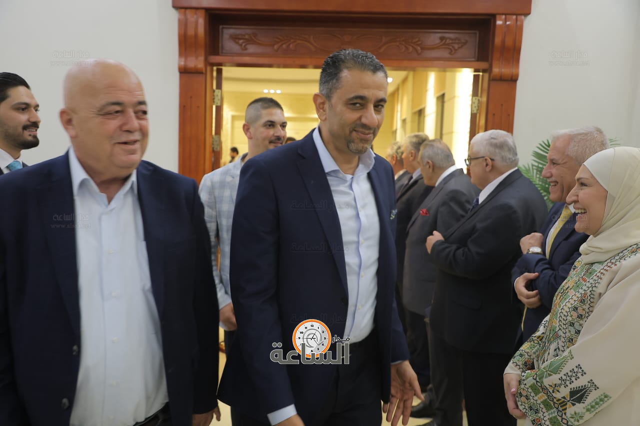 Madar Al-Saa Images 0.15433776539126132