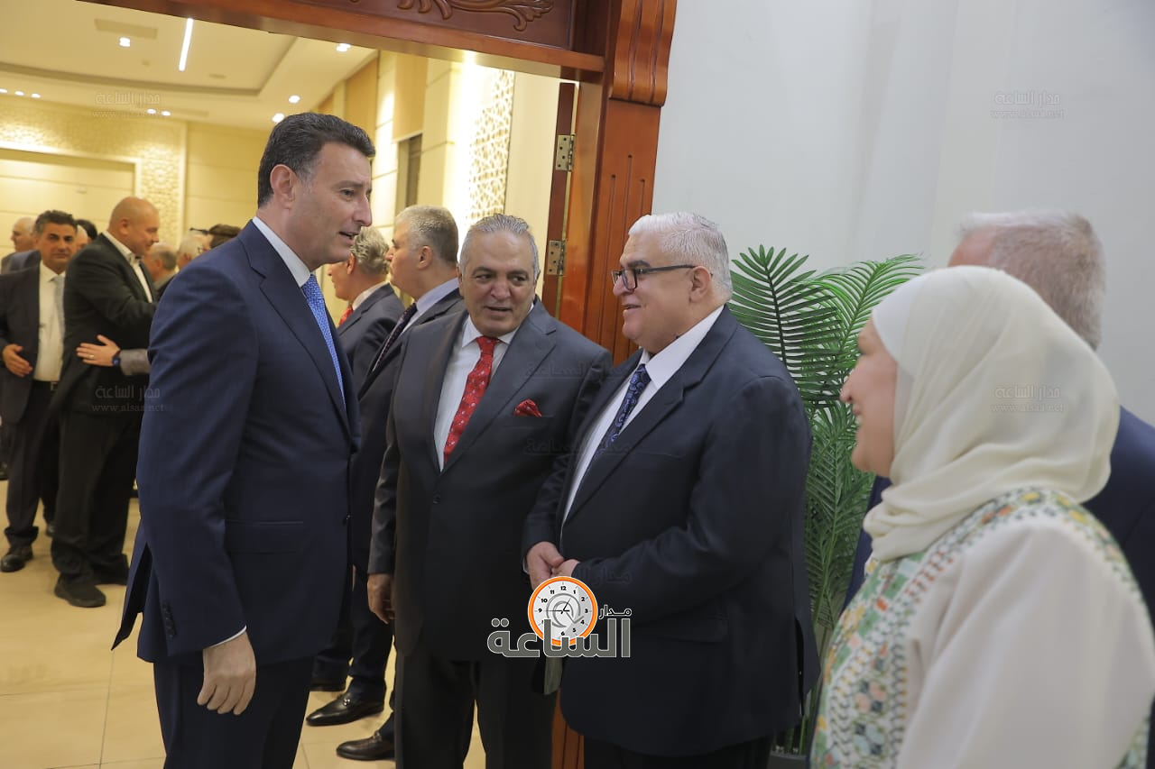 Madar Al-Saa Images 0.7580659369248629