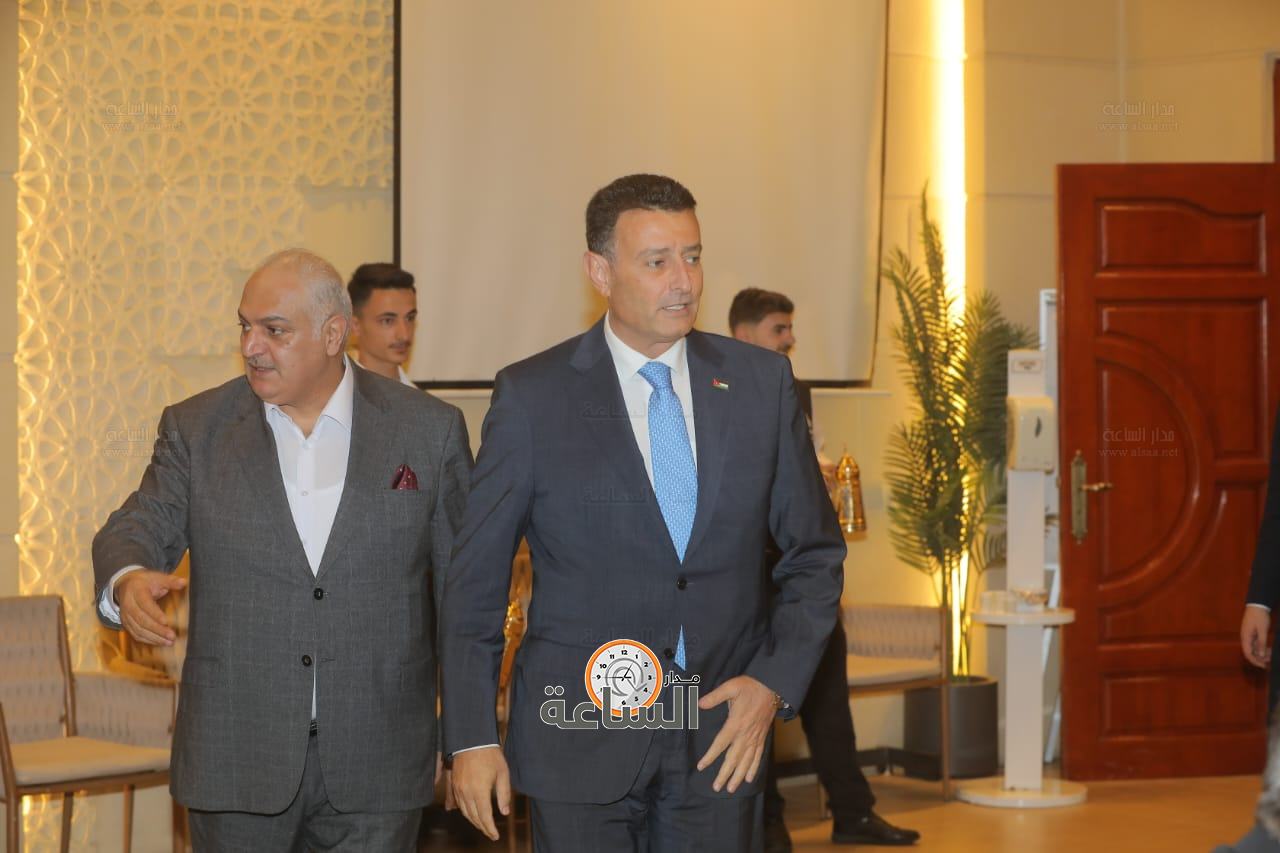 Madar Al-Saa Images 0.19450323069799114