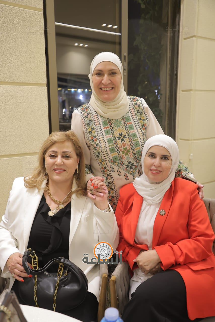 Madar Al-Saa Images 0.023730043555740377