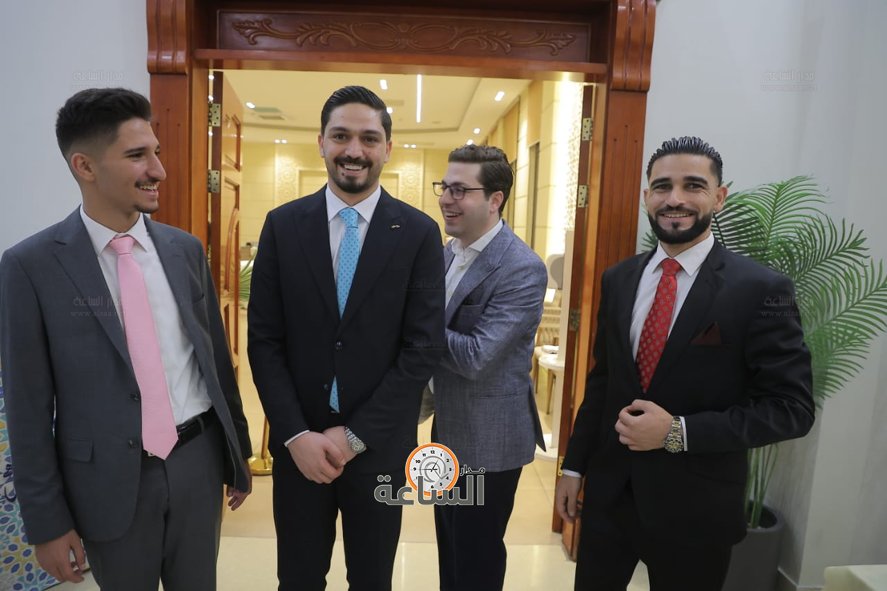 Madar Al-Saa Images 0.08439618699769391