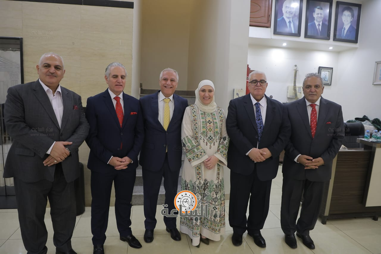 Madar Al-Saa Images 0.8088061384198808