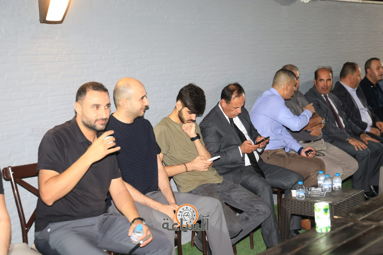 Madar Al-Saa Images 0.6089849381586248