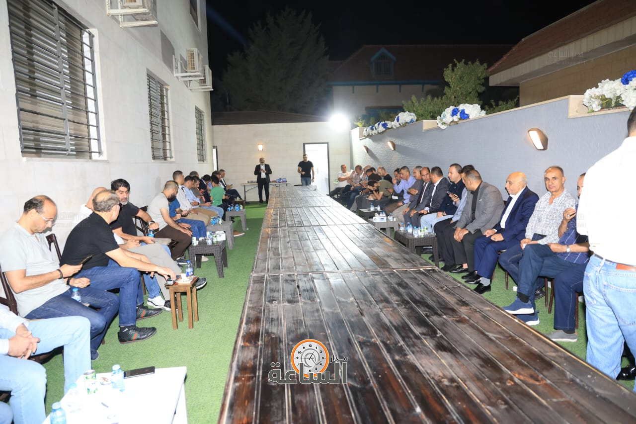 Madar Al-Saa Images 0.3743384145187113