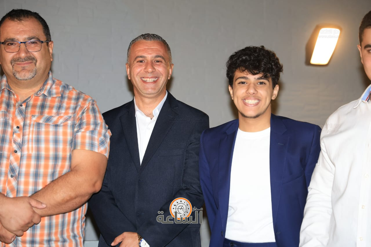 Madar Al-Saa Images 0.02361118306055332