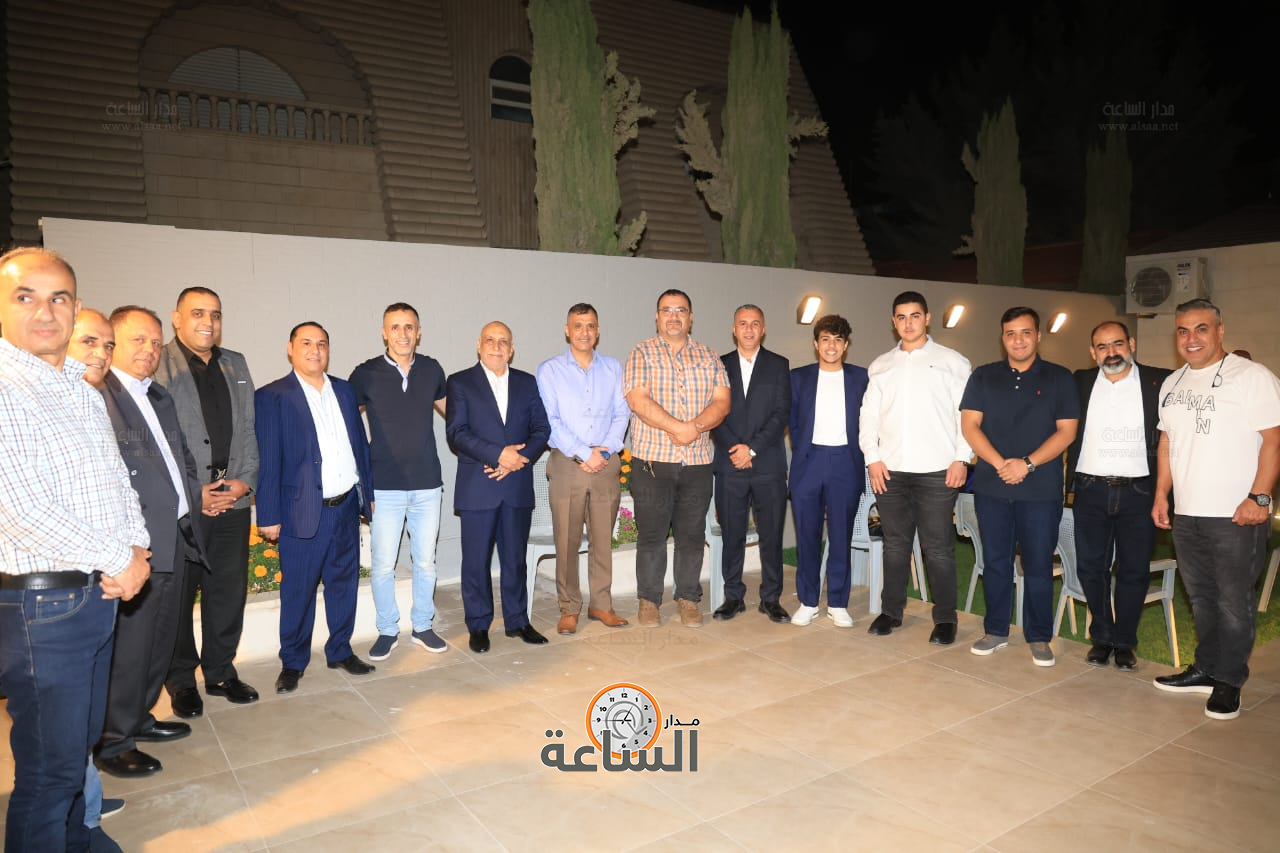 Madar Al-Saa Images 0.2015001718247108