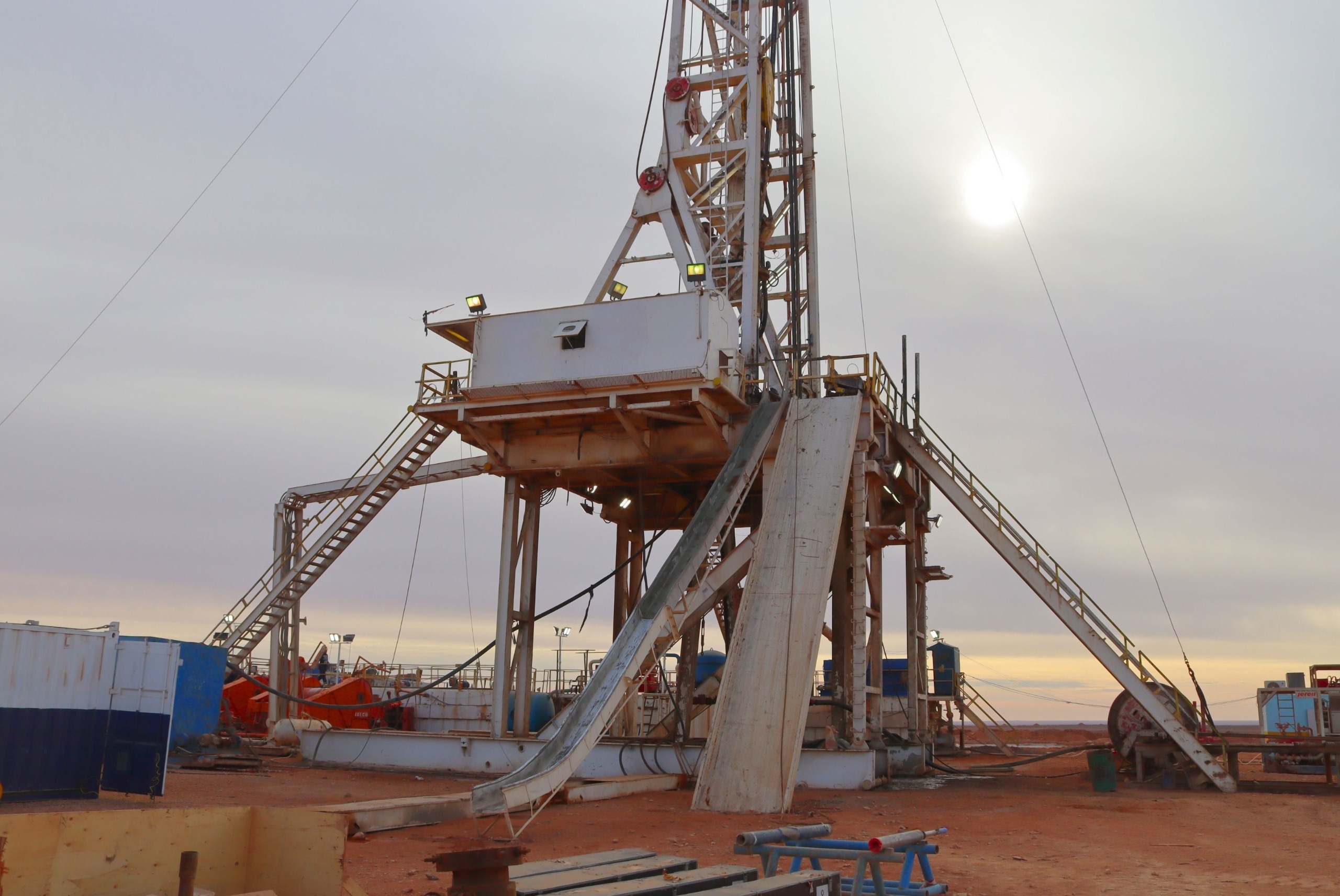 Madar Al-Saa Images 0.12113155065907788