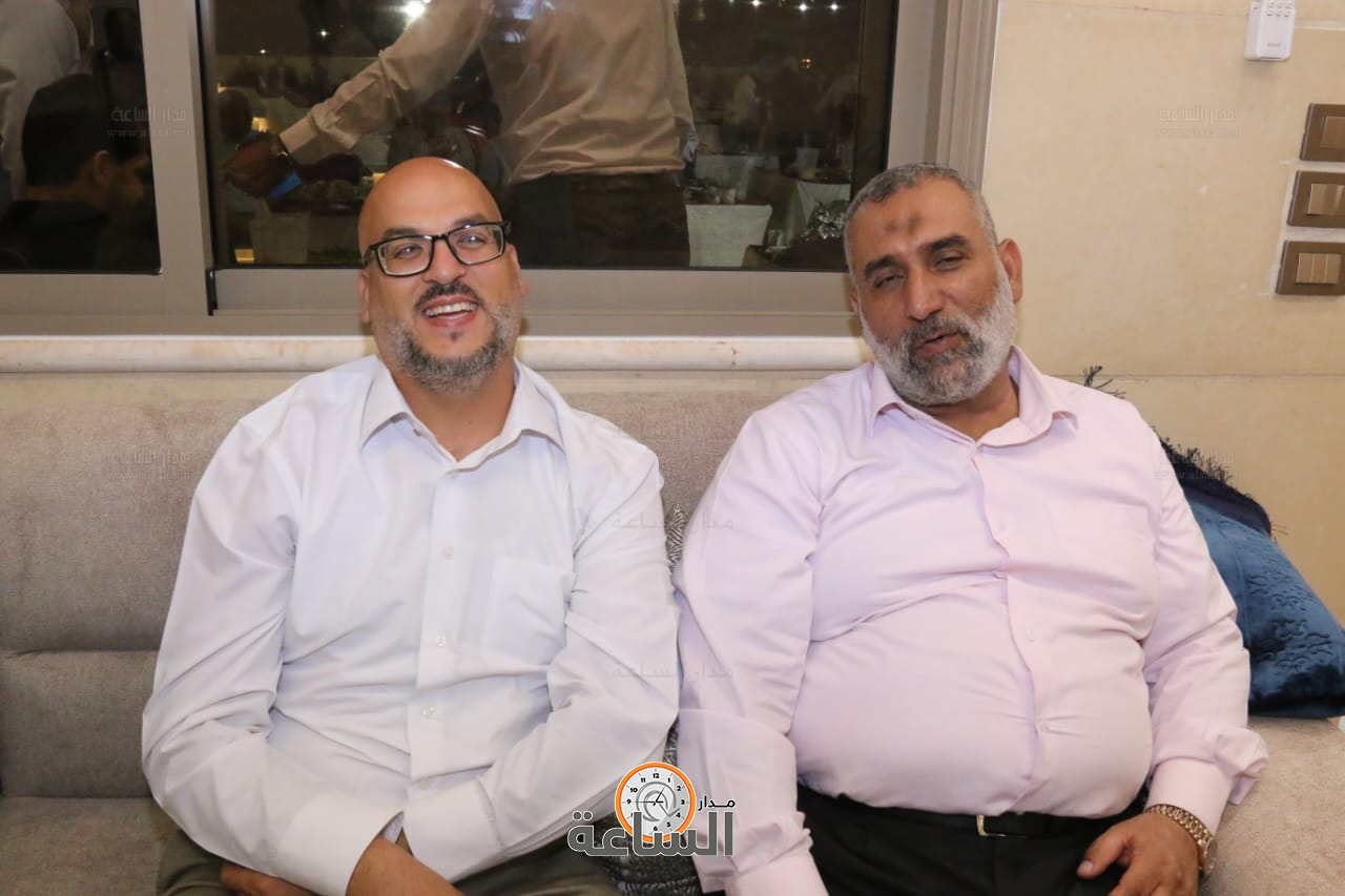 Madar Al-Saa Images 0.4656029357322795