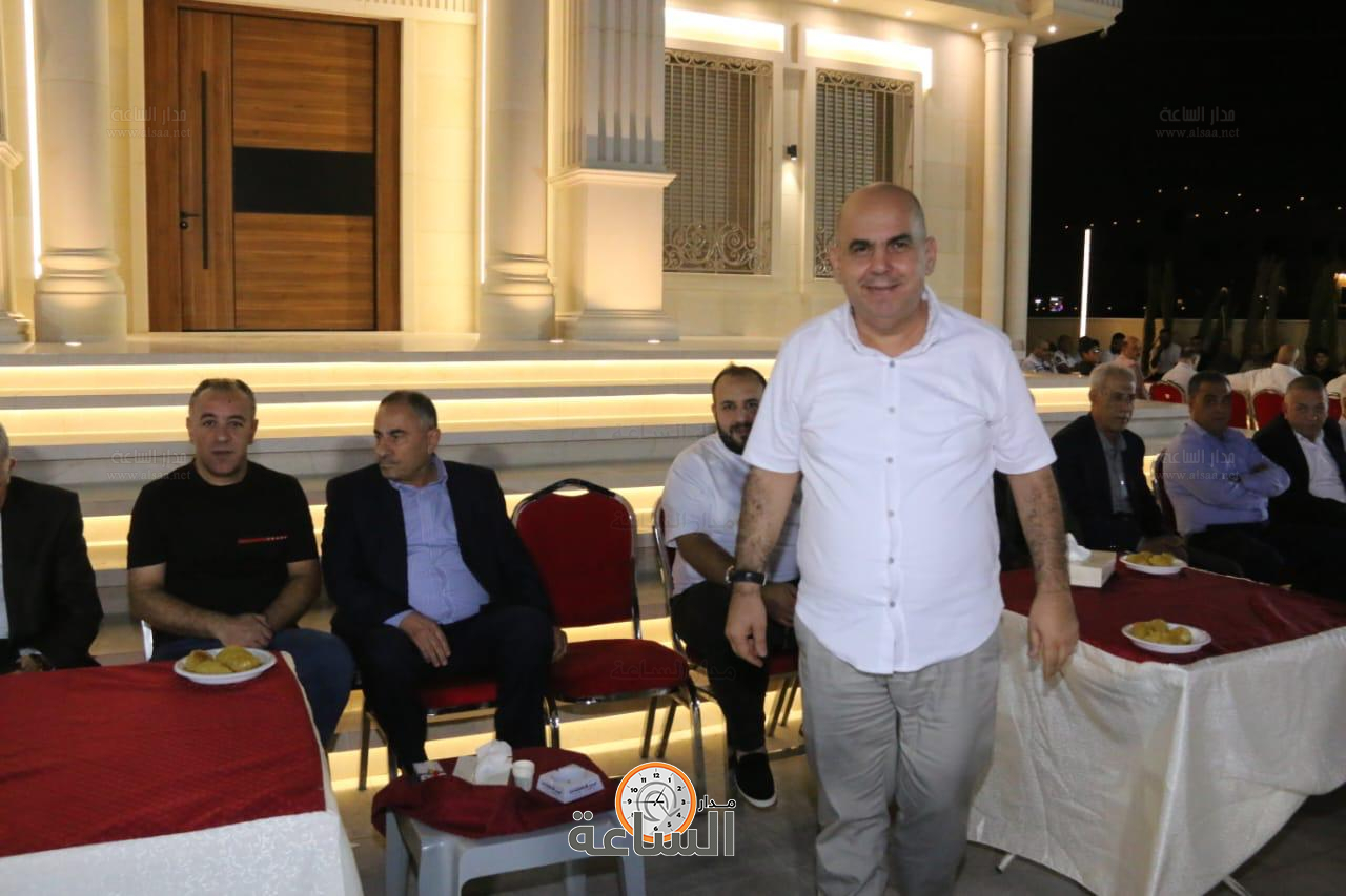 Madar Al-Saa Images 0.3454248915683702