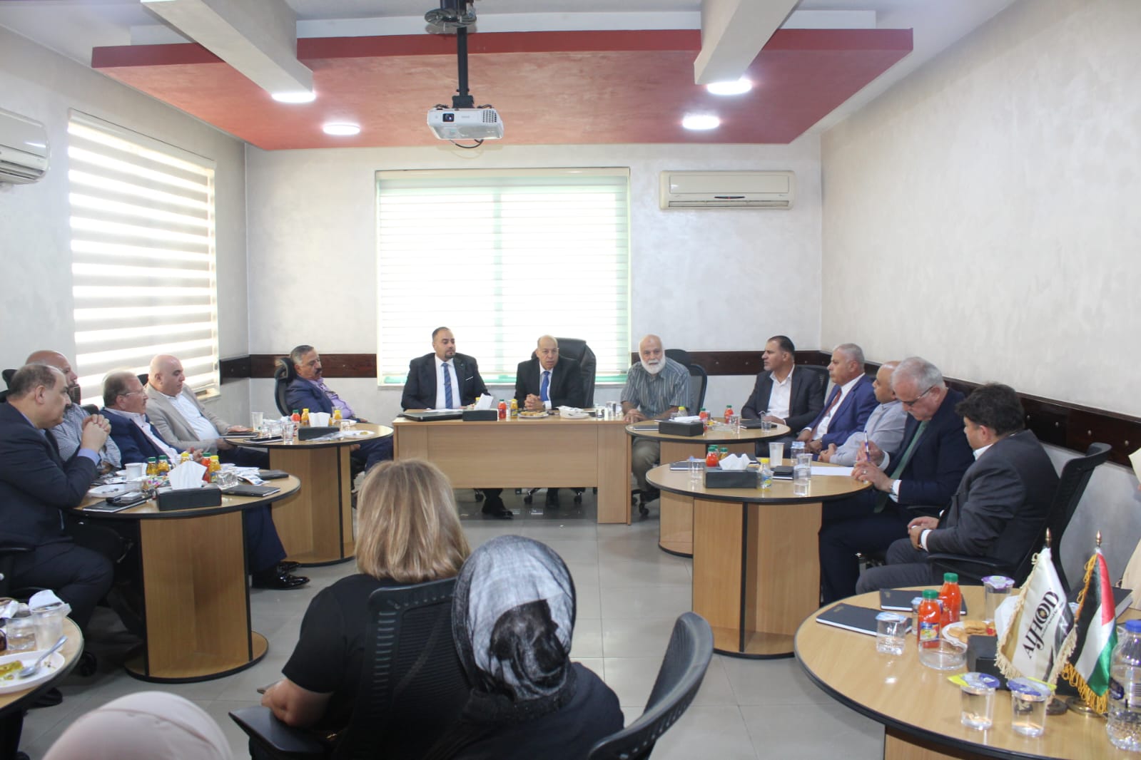 Madar Al-Saa Images 0.6142514494892928