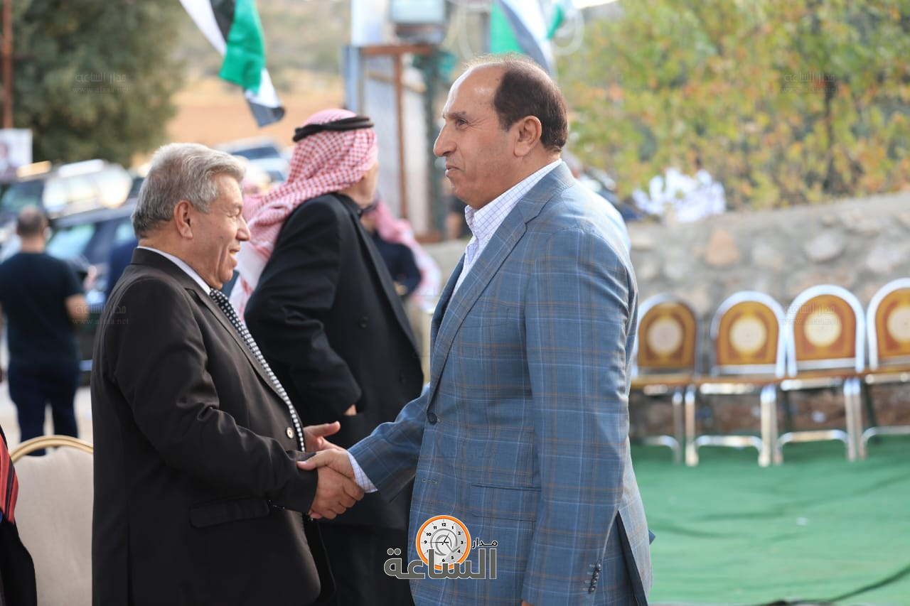 Madar Al-Saa Images 0.8742017263942446