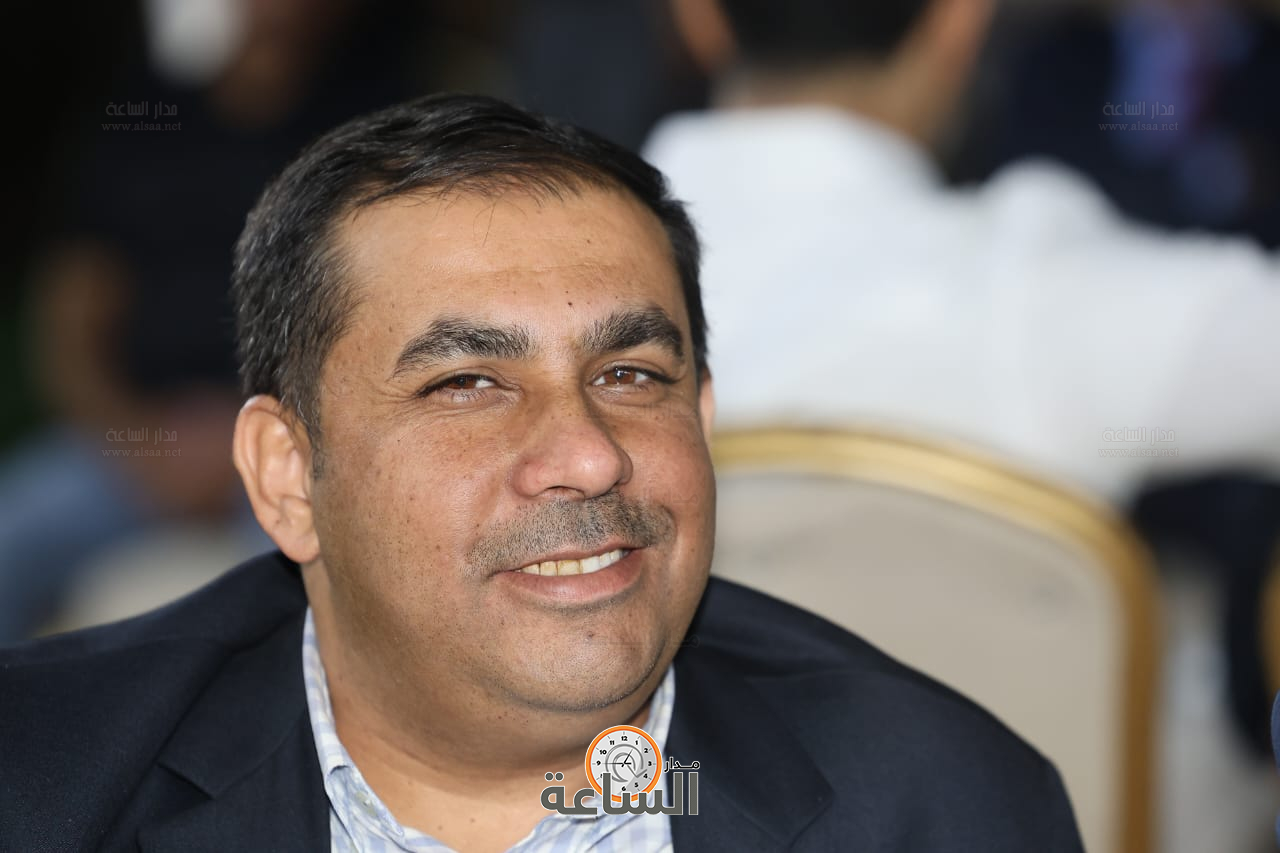 Madar Al-Saa Images 0.4299070458426224