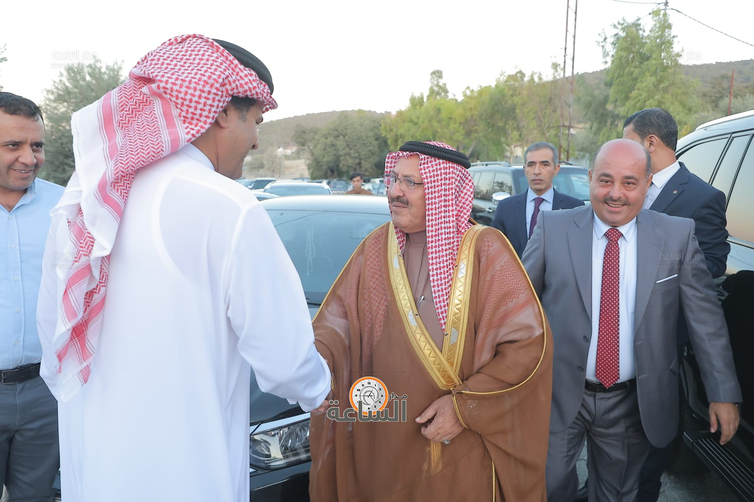 Madar Al-Saa Images 0.8750896842388318