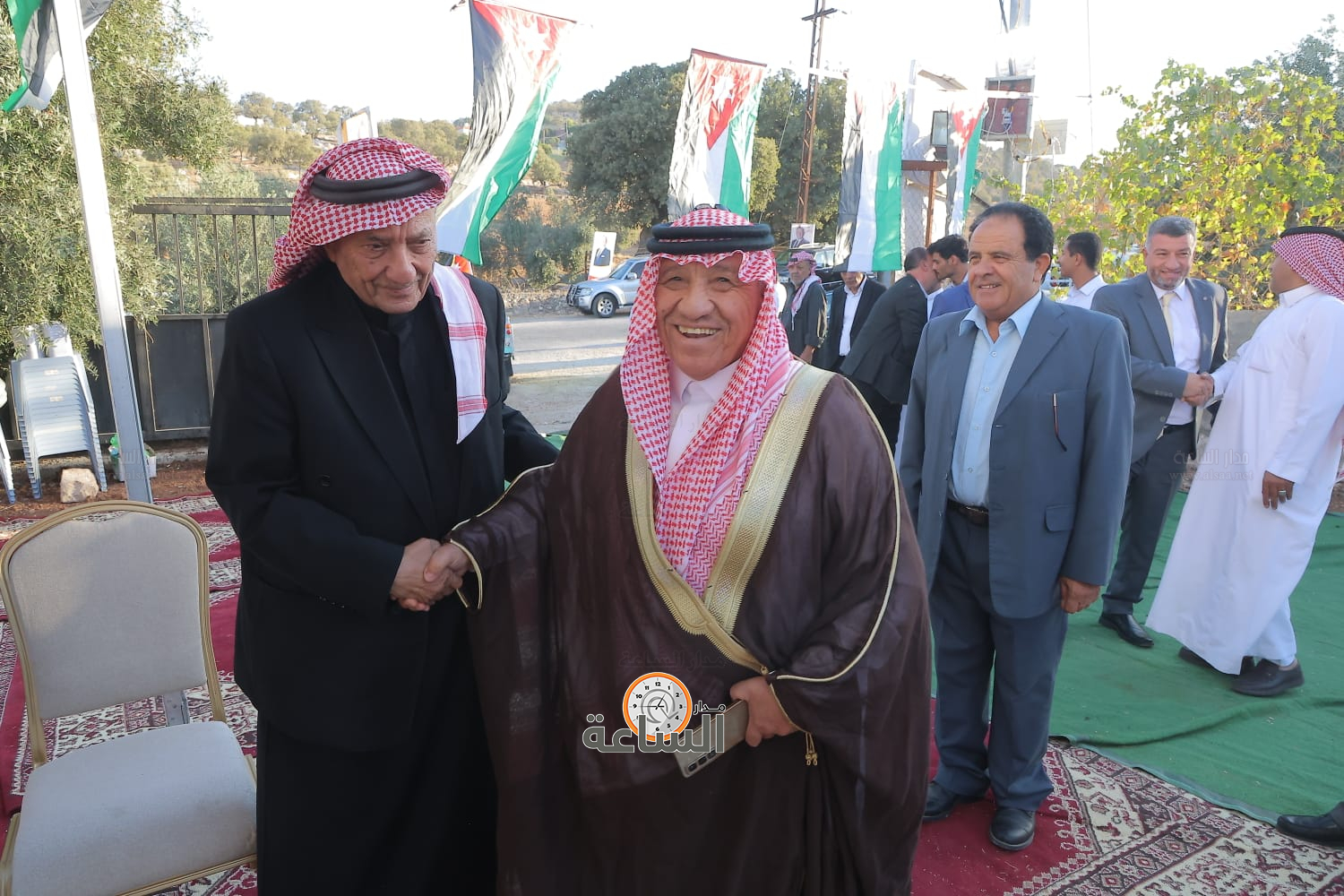 Madar Al-Saa Images 0.3749124698629277