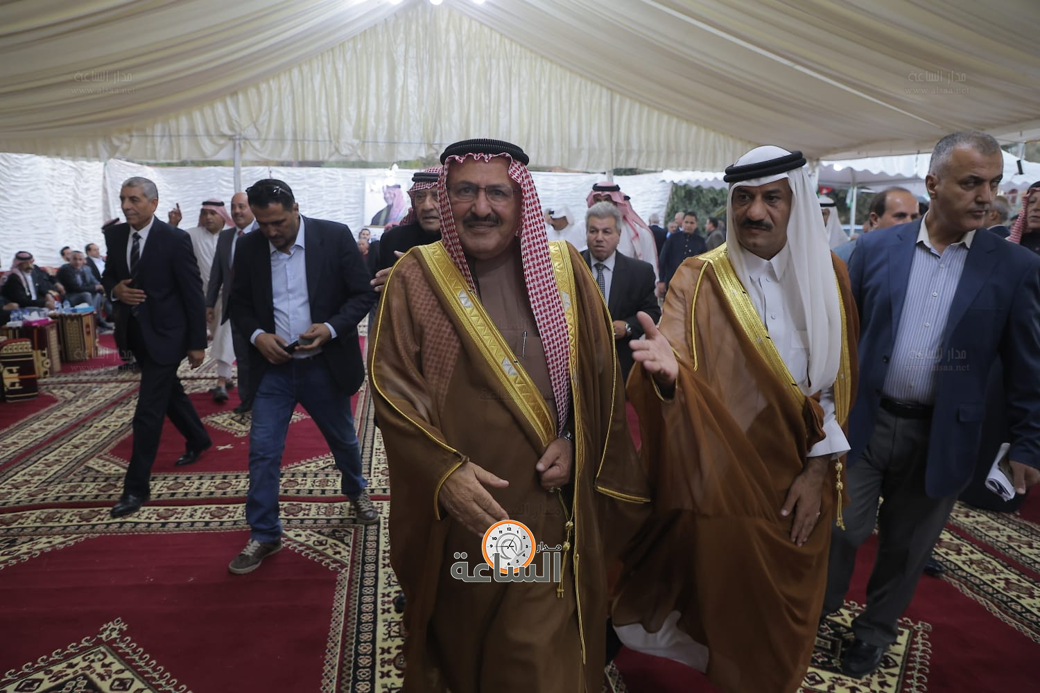 Madar Al-Saa Images 0.8907114488320621