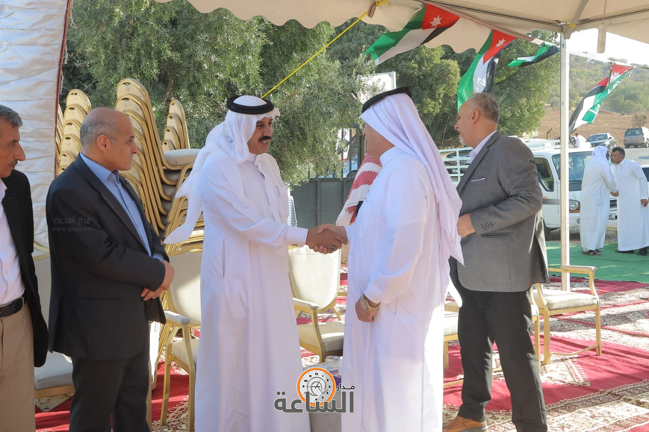 Madar Al-Saa Images 0.4156258577651979