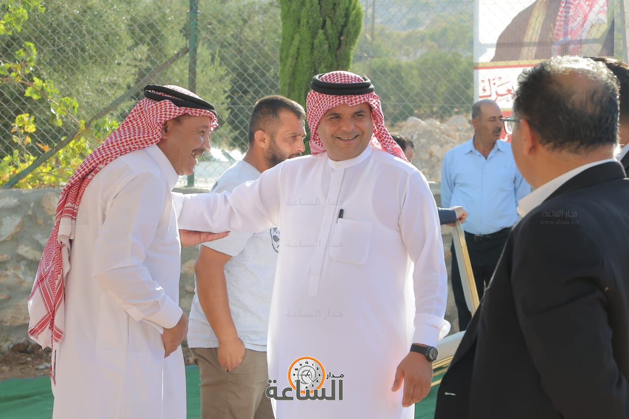 Madar Al-Saa Images 0.17961637001829833