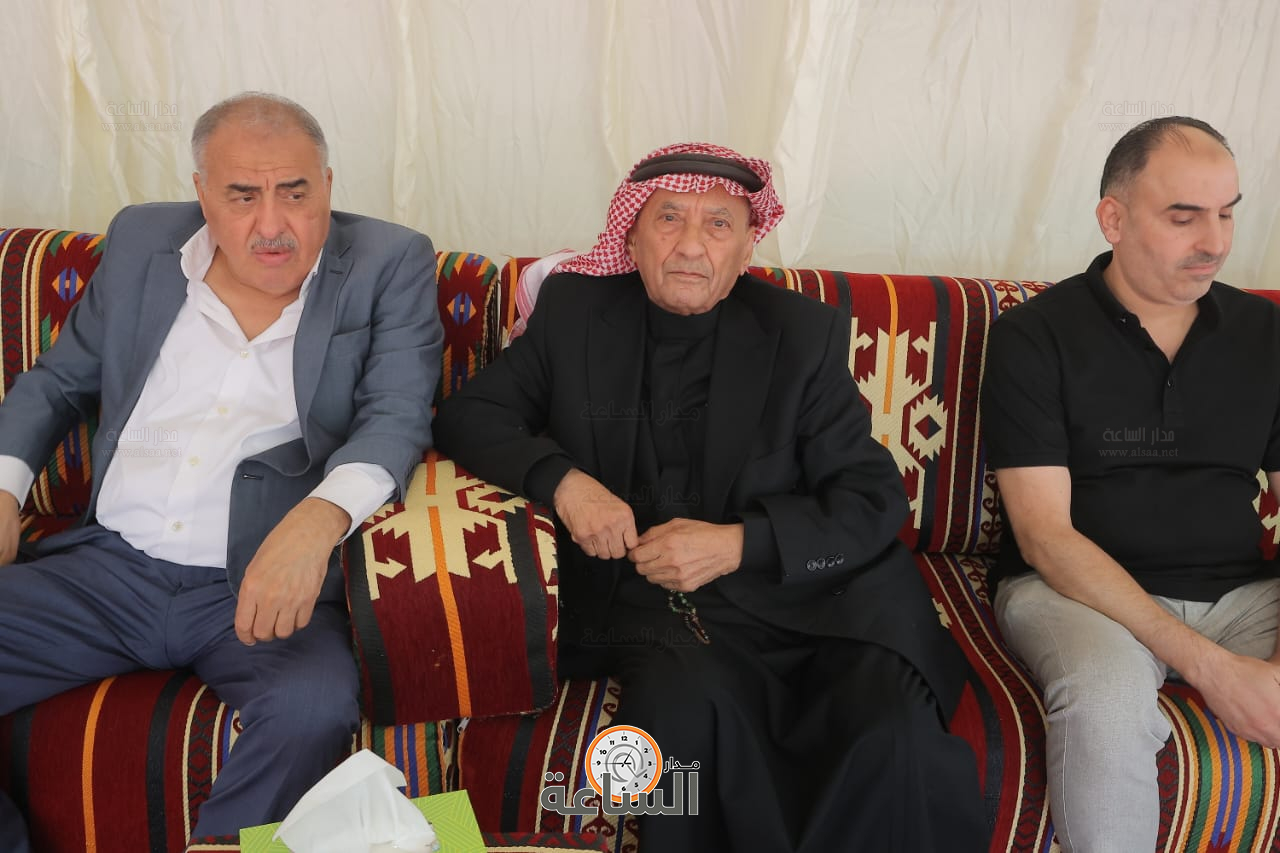 Madar Al-Saa Images 0.3736726885844902