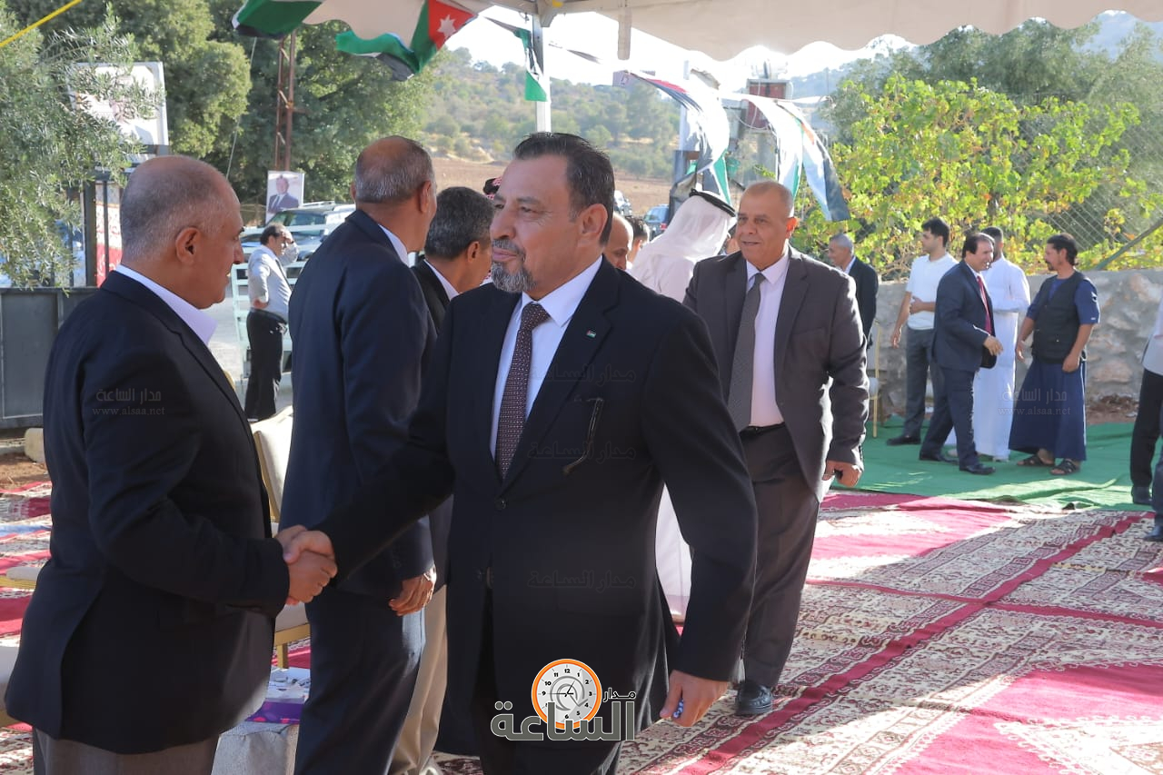 Madar Al-Saa Images 0.4172112047783251