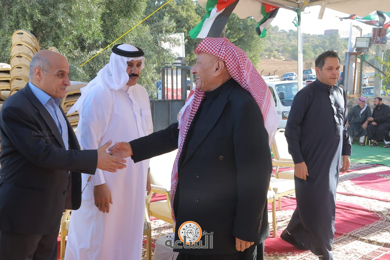 Madar Al-Saa Images 0.18062011950359536