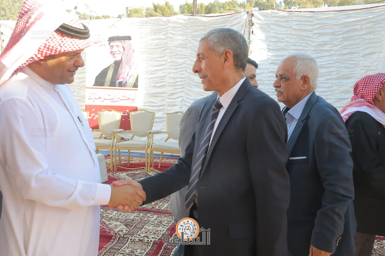 Madar Al-Saa Images 0.3329778243098176