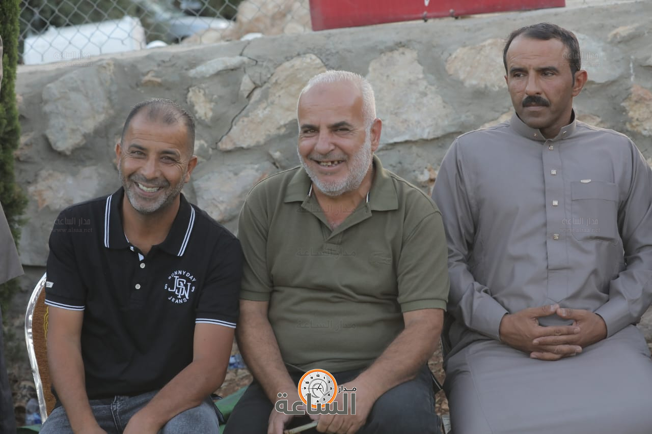 Madar Al-Saa Images 0.10816886862201902