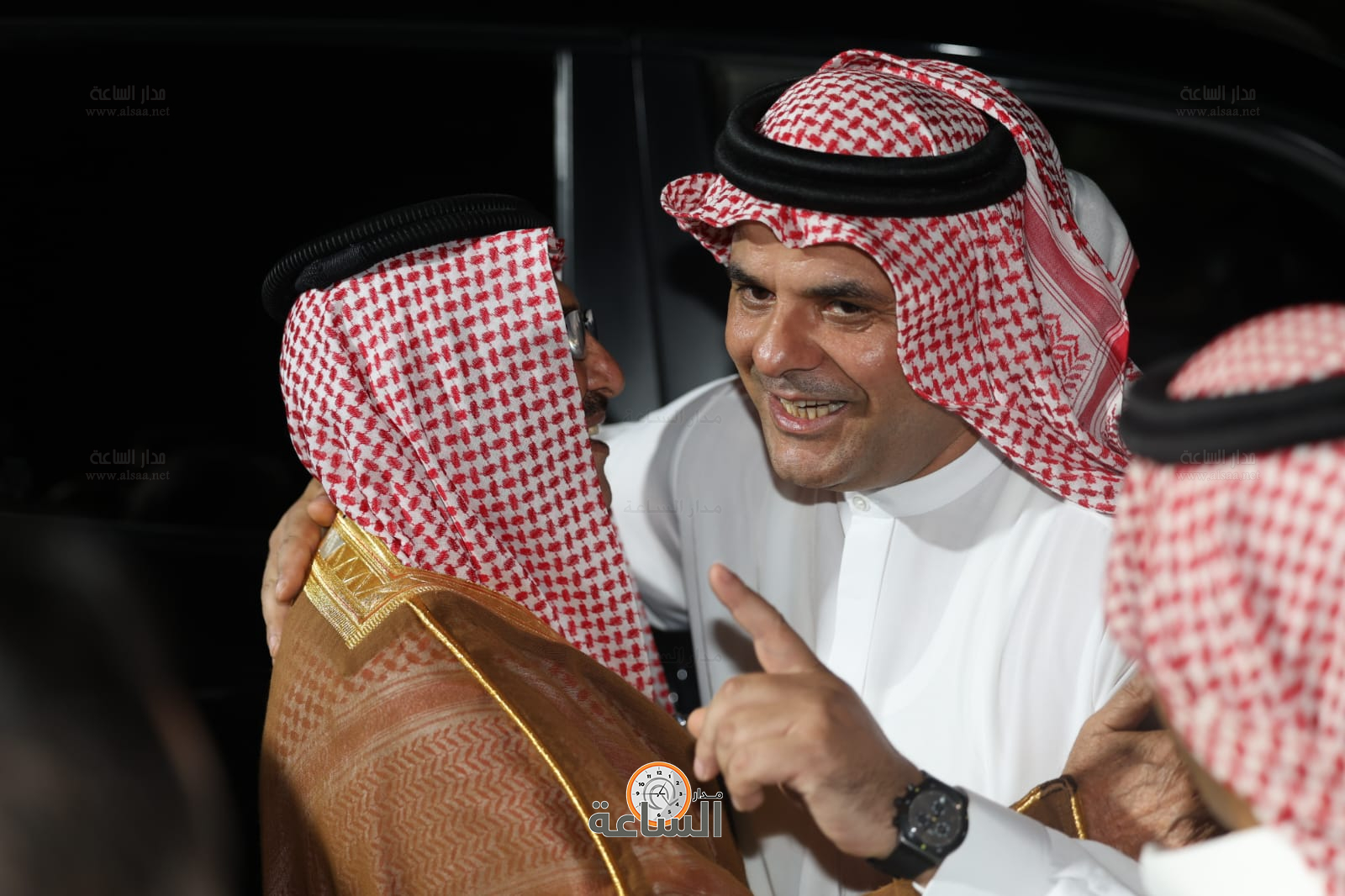 Madar Al-Saa Images 0.4316054481602669