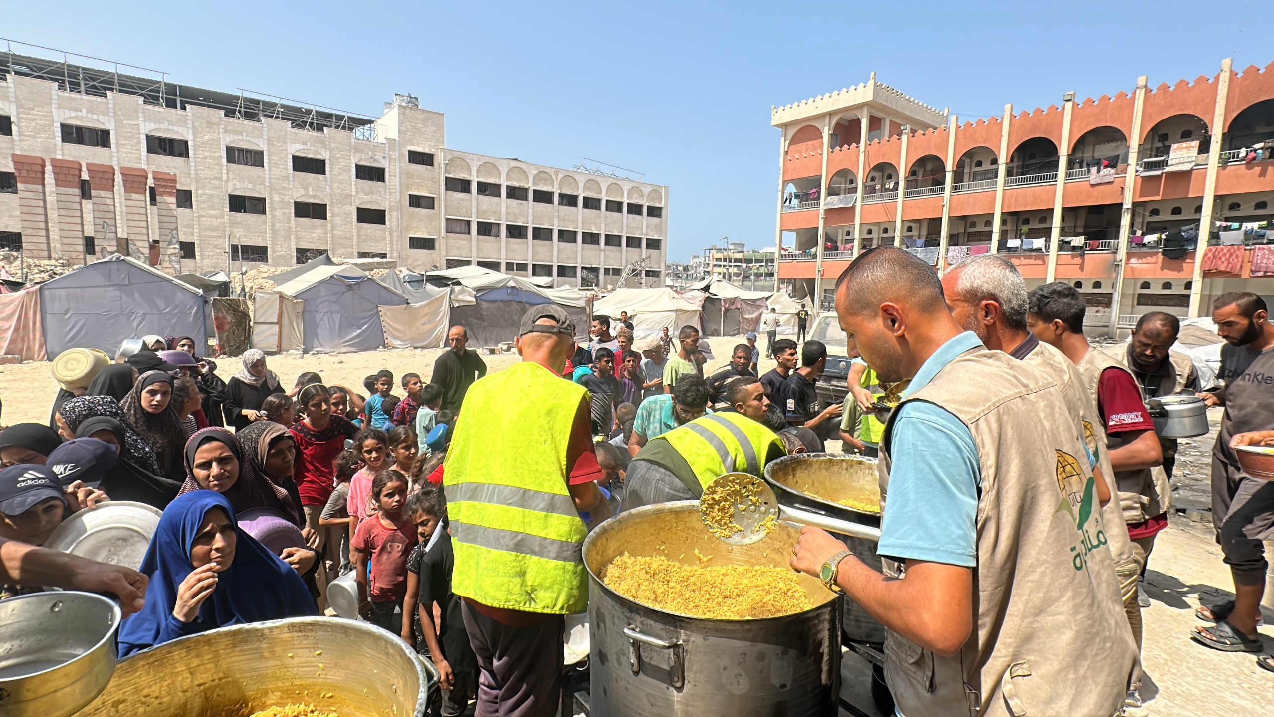 Madar Al-Saa Images 0.5822160591146873