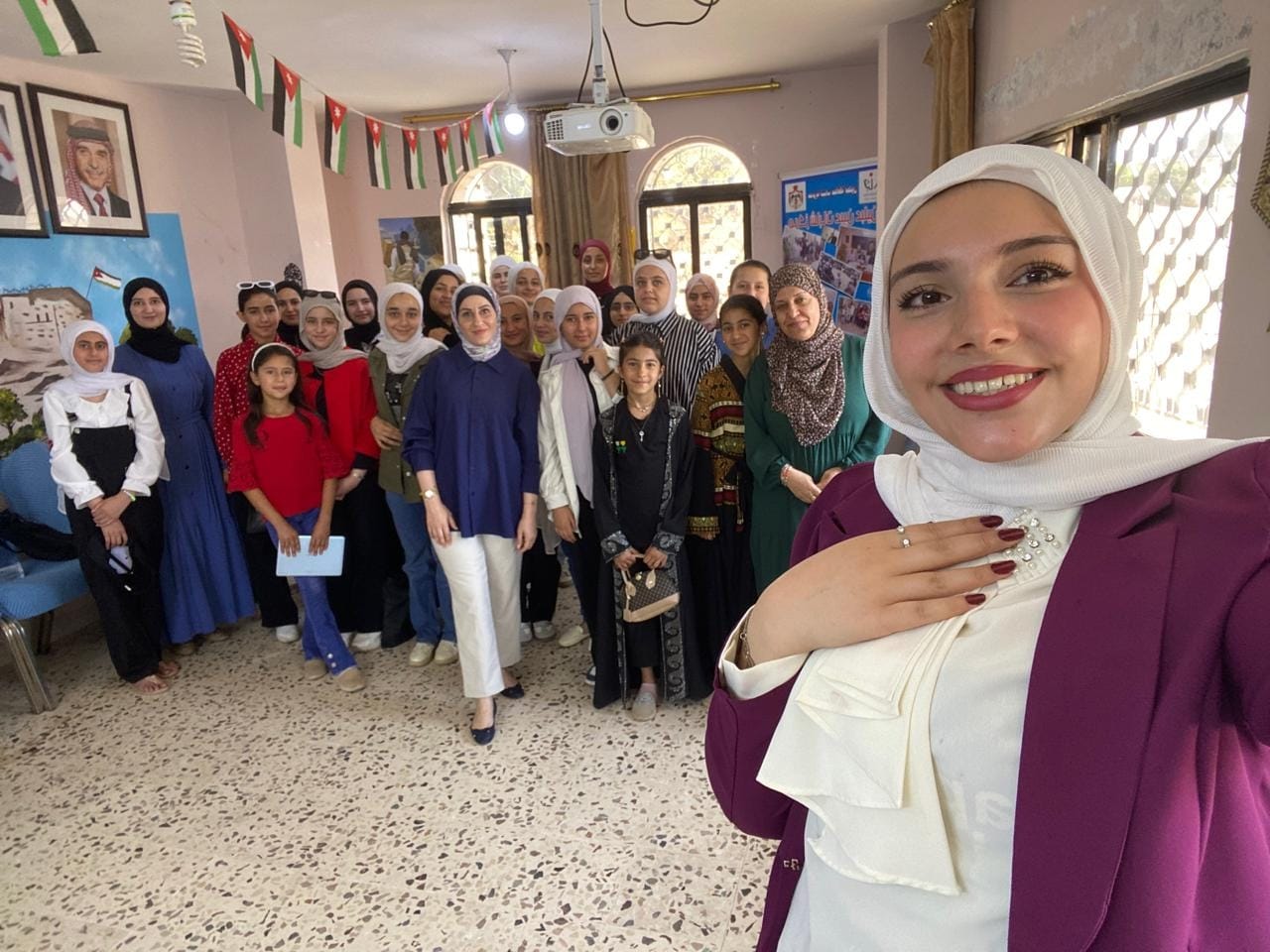 Madar Al-Saa Images 0.6497664577068705