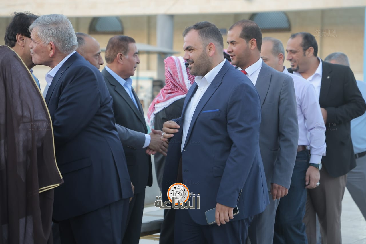 Madar Al-Saa Images 0.6161219198004523