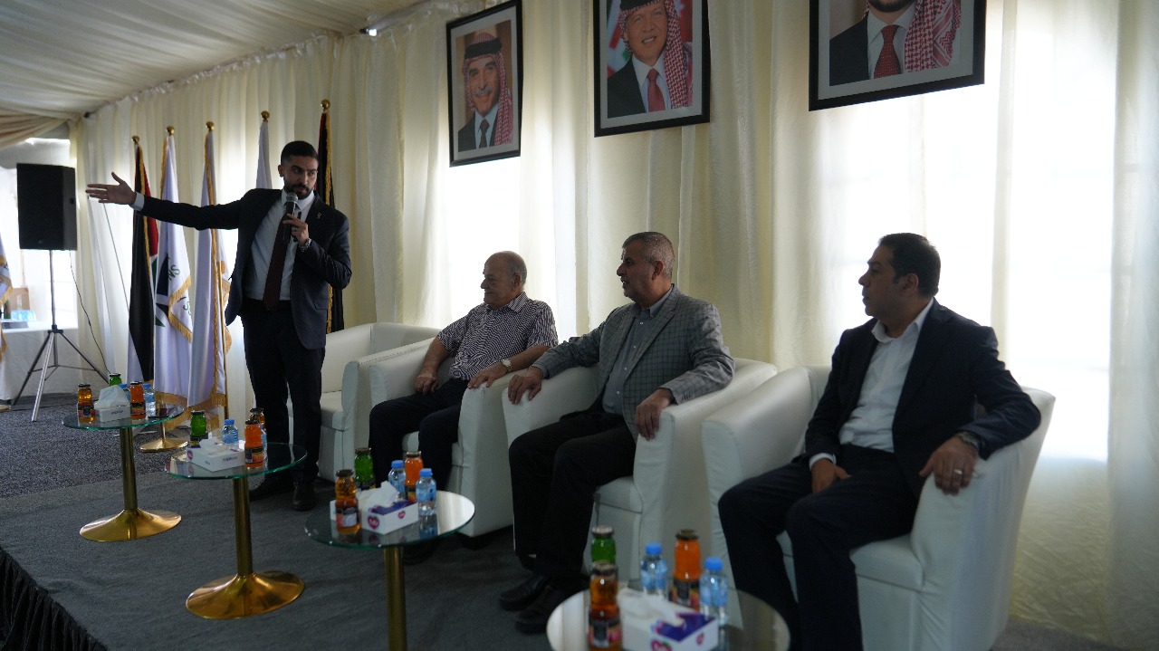 Madar Al-Saa Images 0.15562020176321045