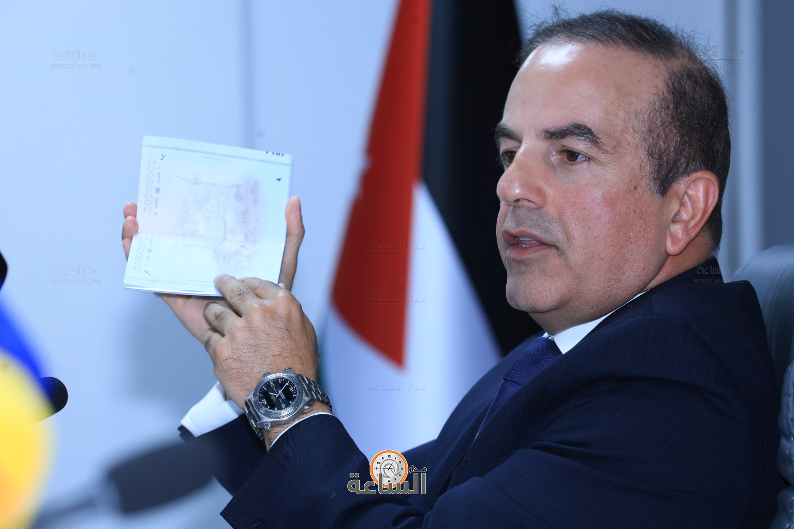 Madar Al-Saa Images 0.637805601554248