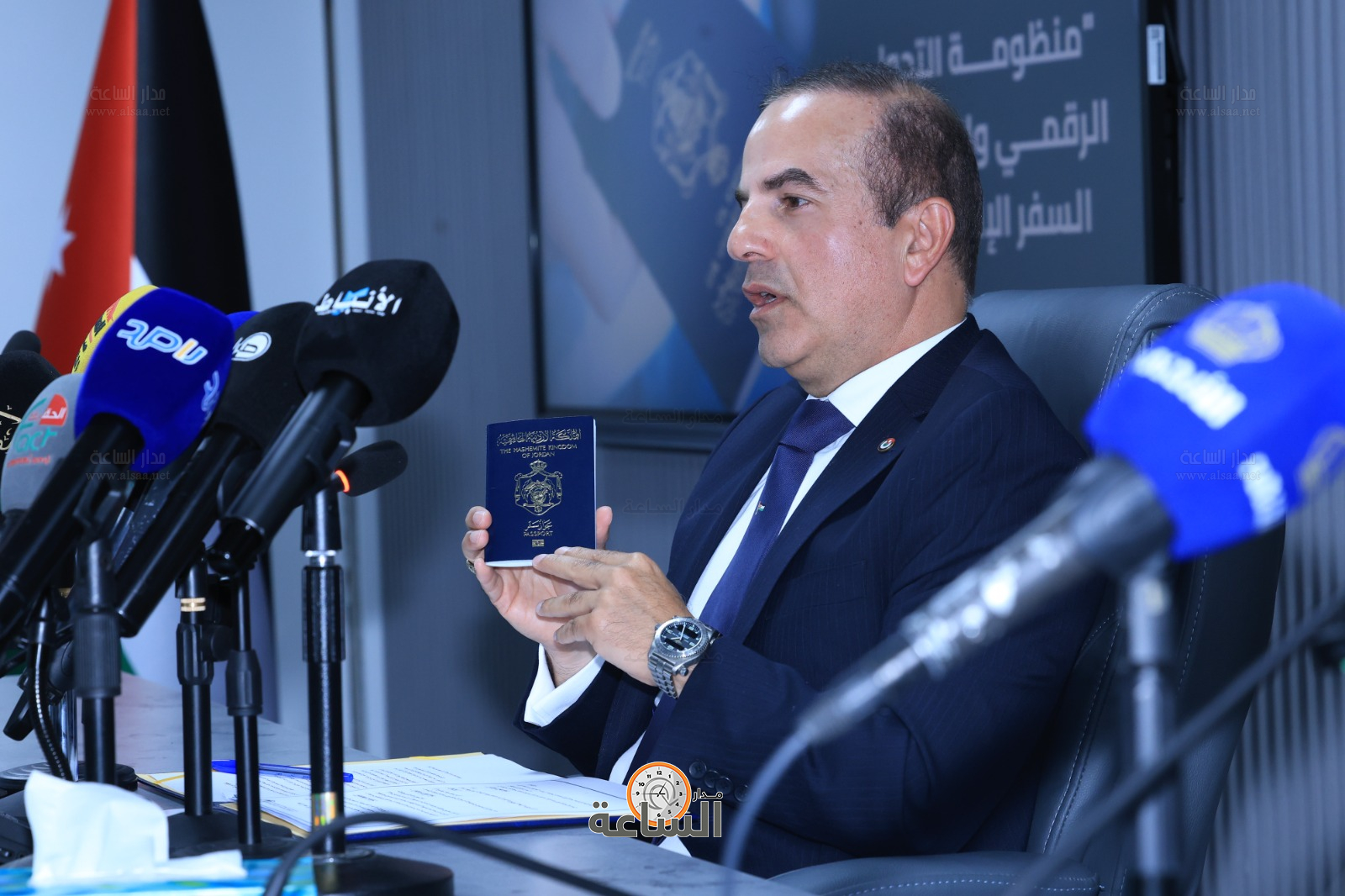 Madar Al-Saa Images 0.0038589406335747256