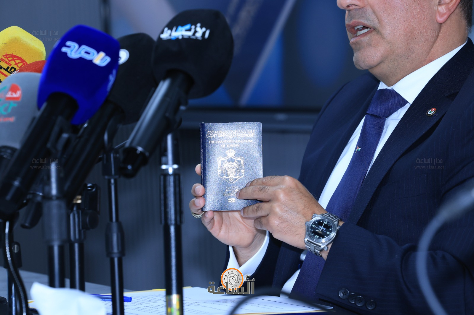 Madar Al-Saa Images 0.23283190276621546