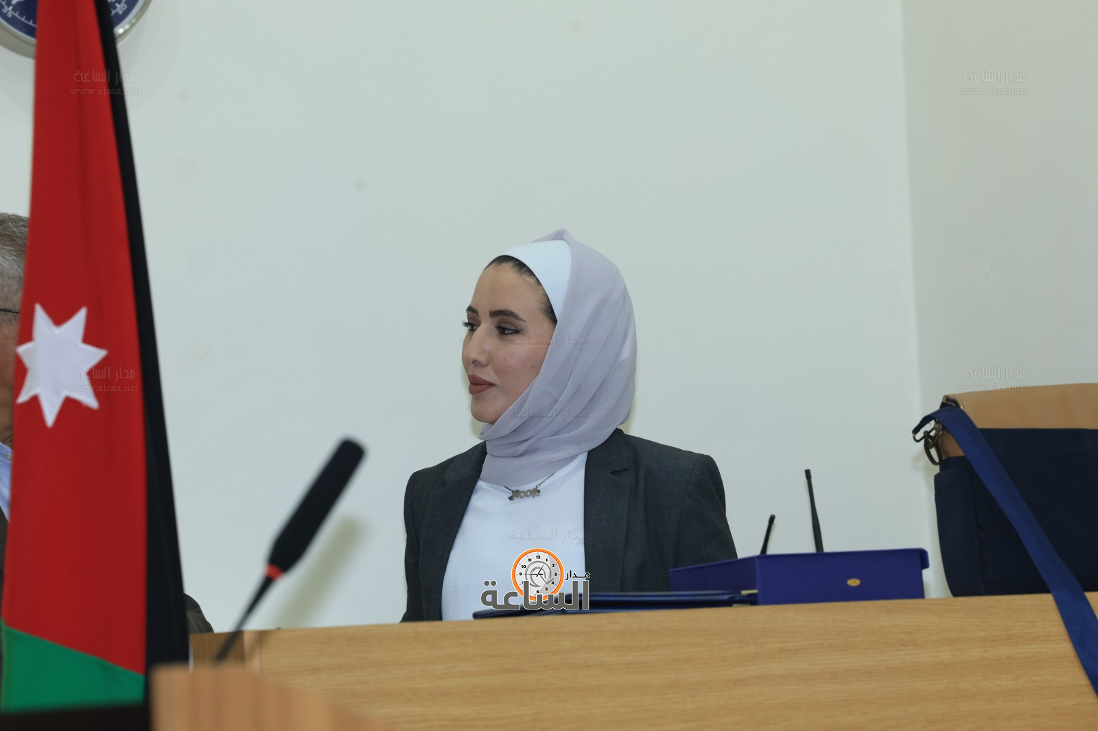 Madar Al-Saa Images 0.010930790837768822