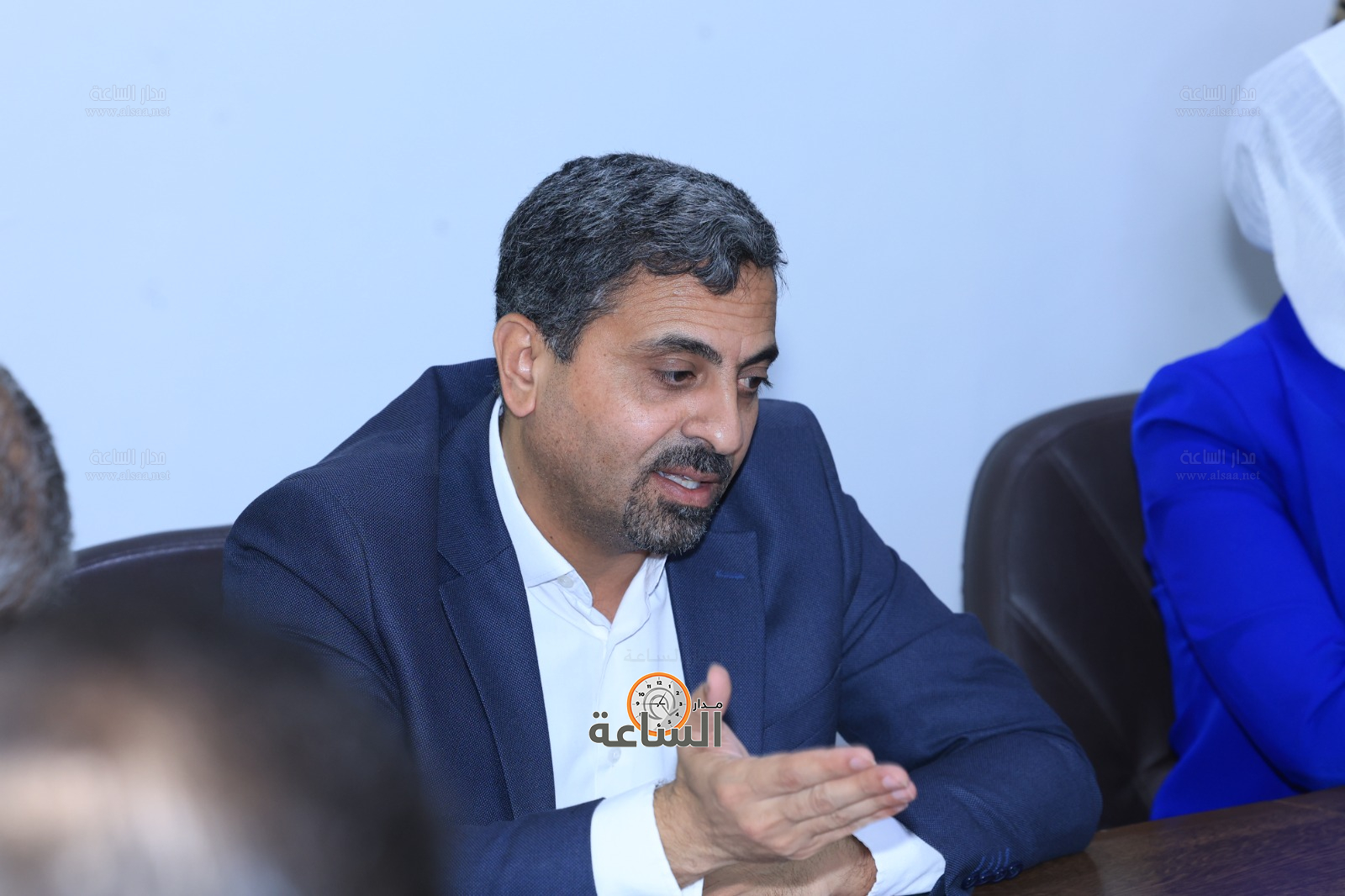 Madar Al-Saa Images 0.8817846198971673