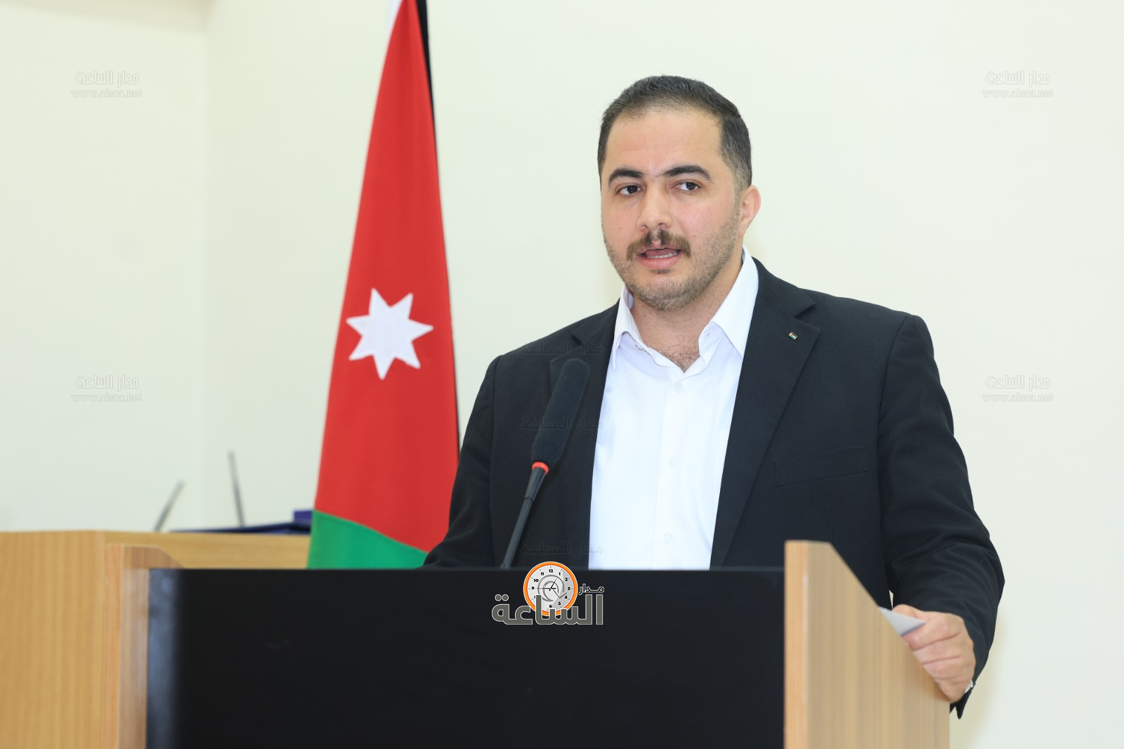 Madar Al-Saa Images 0.6602940906686082