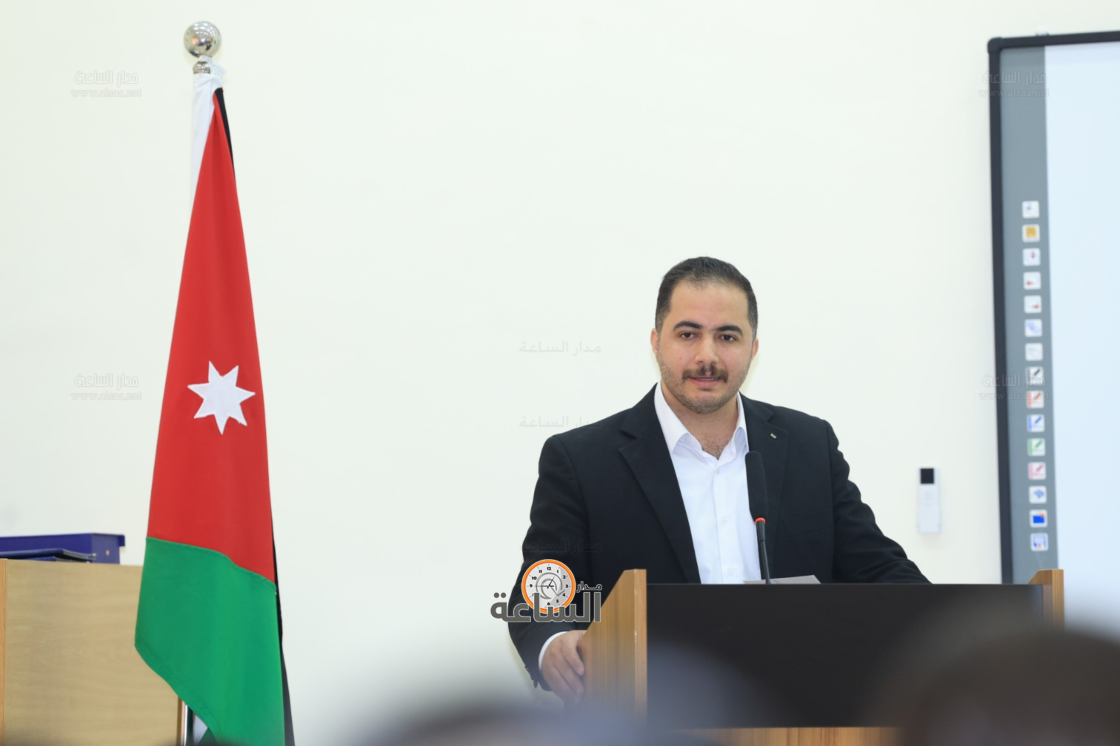 Madar Al-Saa Images 0.6744114197122378