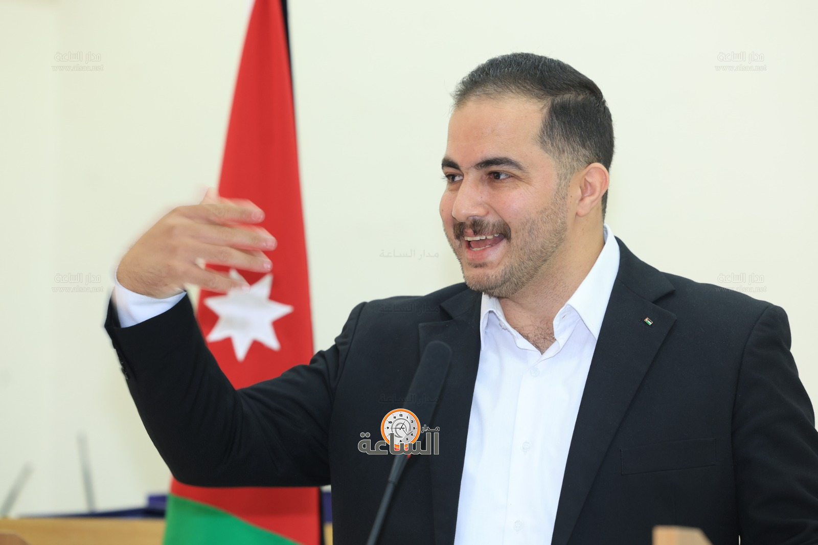 Madar Al-Saa Images 0.0017071601148868076