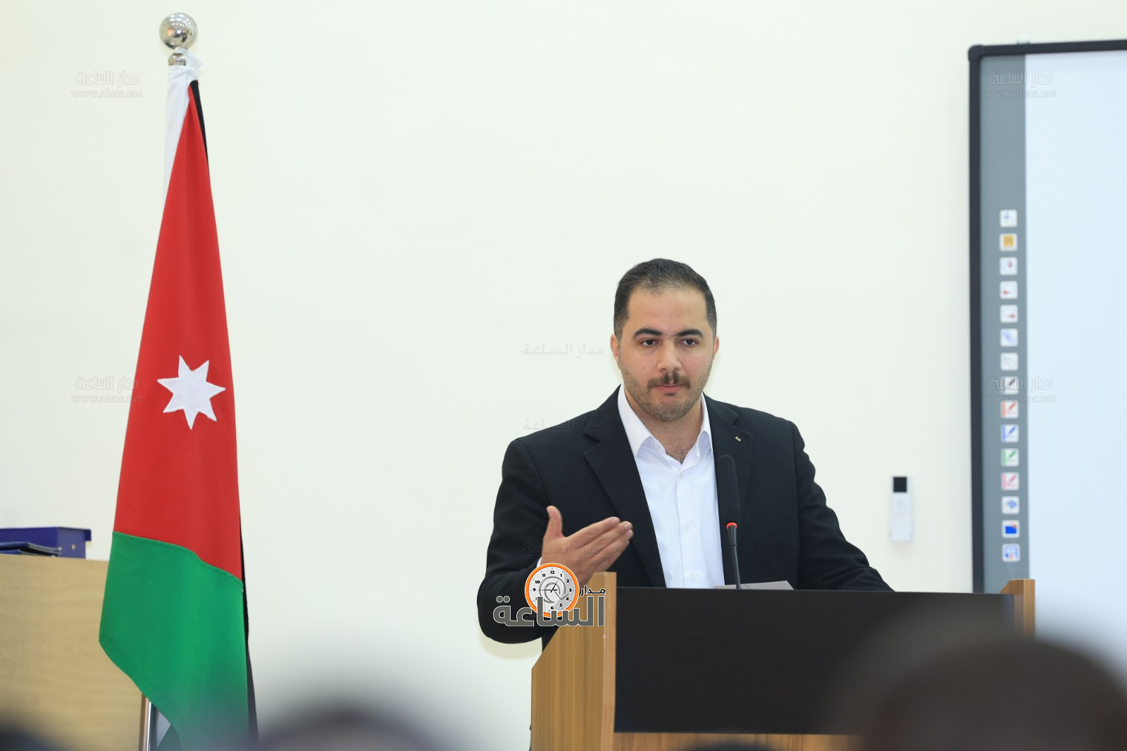 Madar Al-Saa Images 0.829921147212802