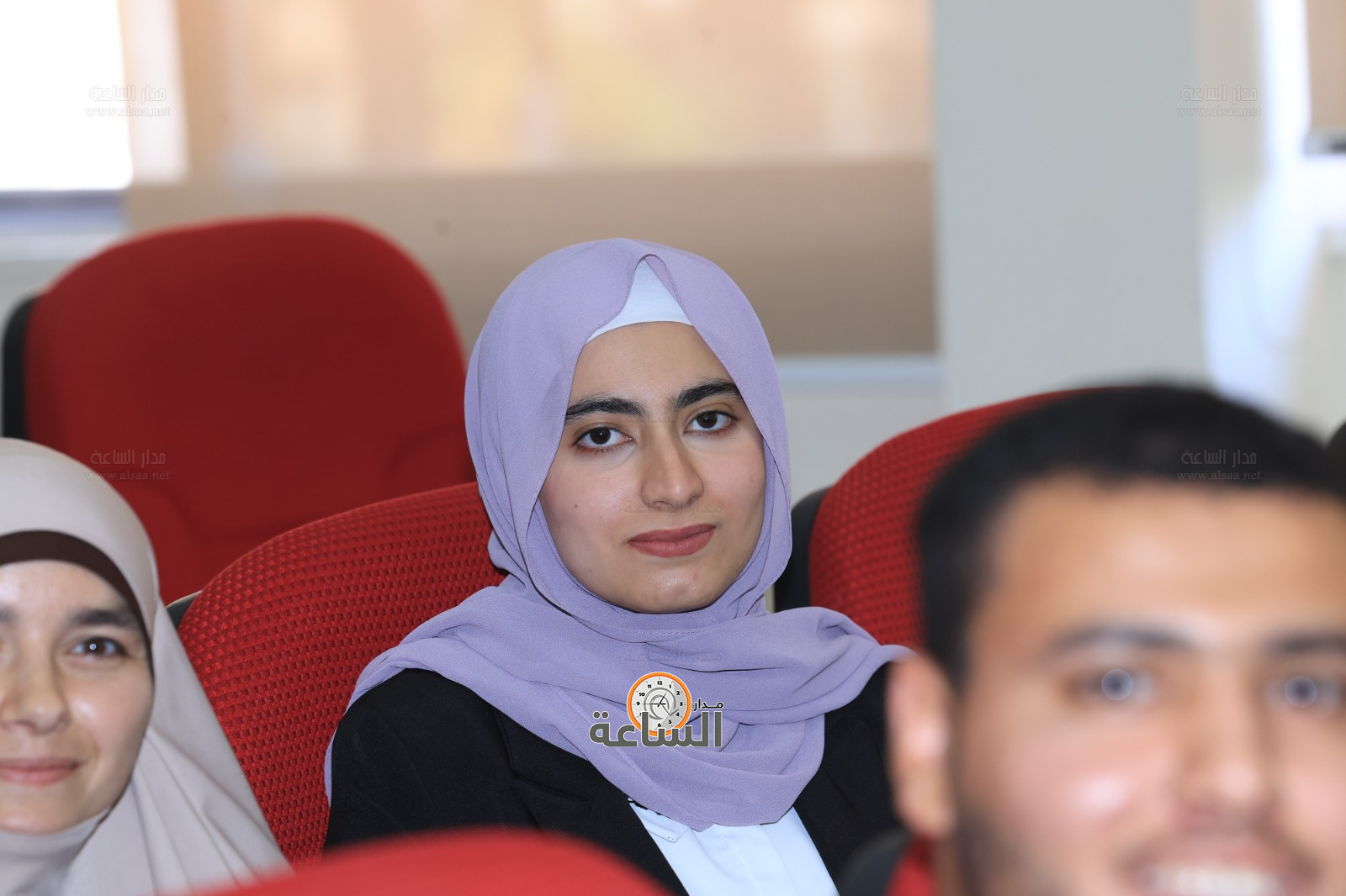 Madar Al-Saa Images 0.04775614914987392