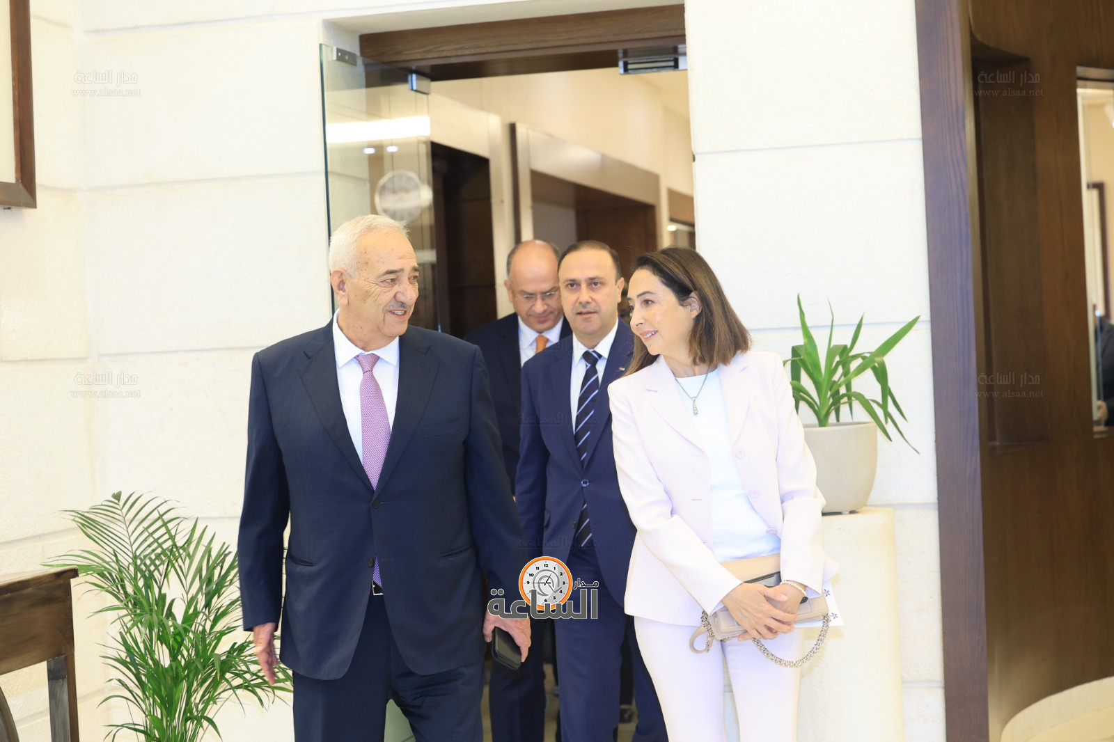 Madar Al-Saa Images 0.5234672003520616