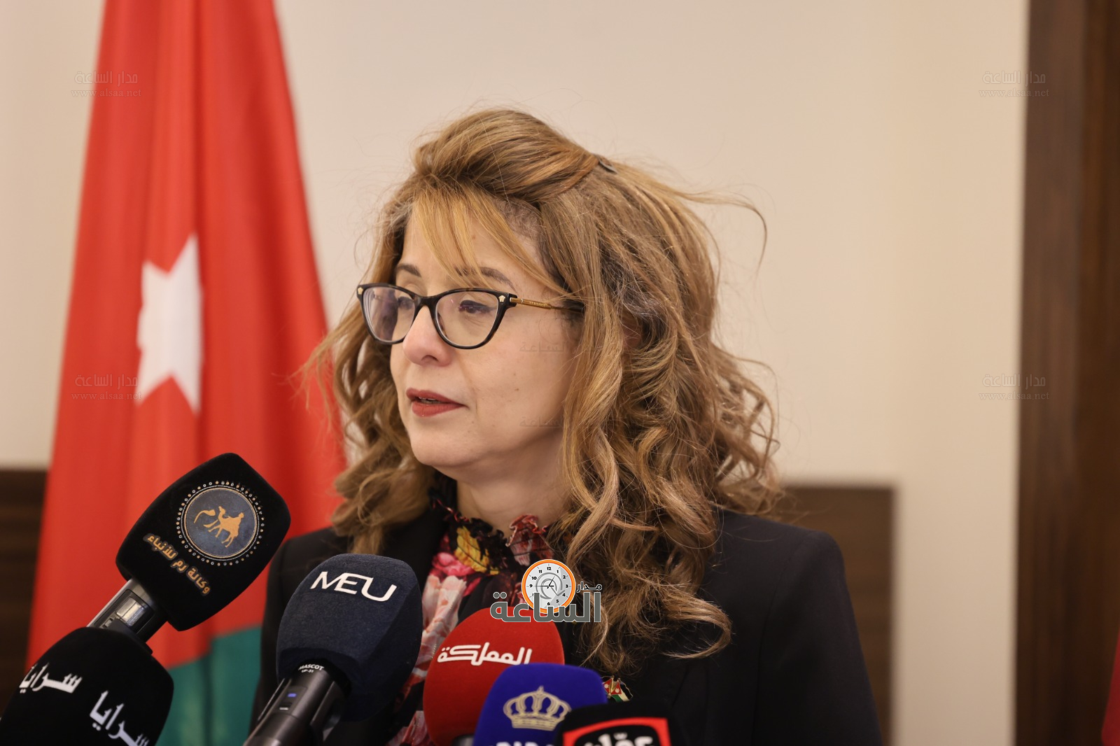 Madar Al-Saa Images 0.19384694675305214