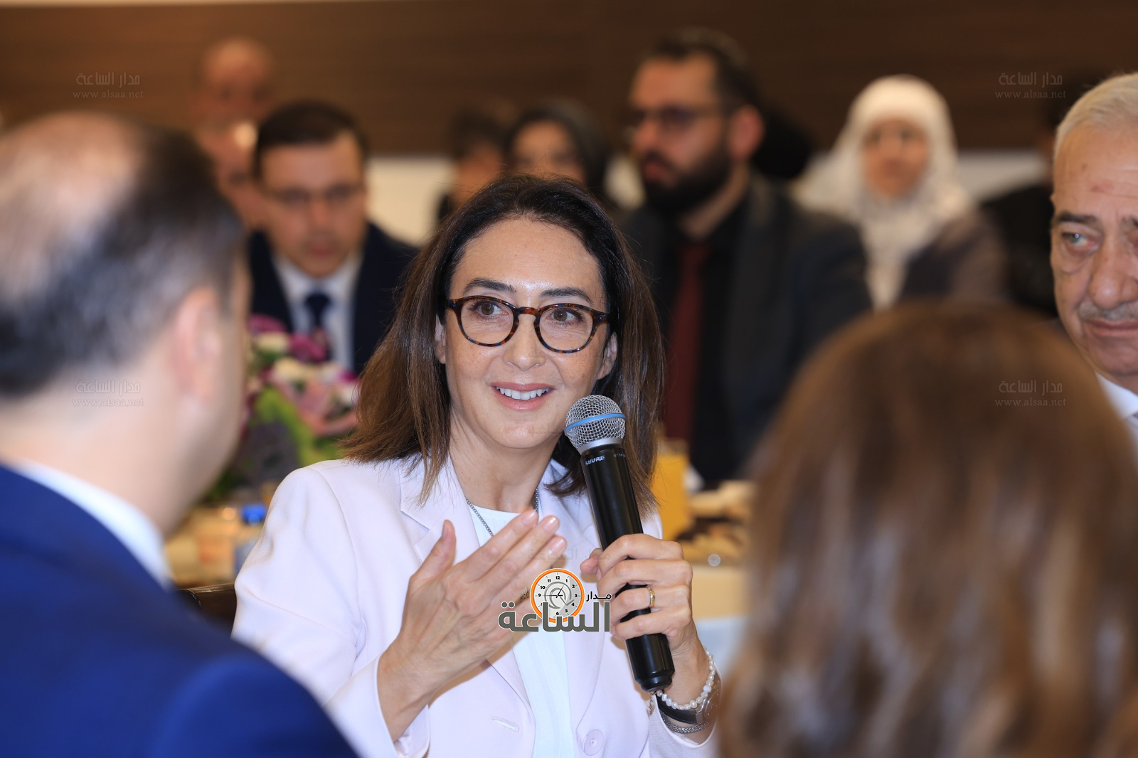 Madar Al-Saa Images 0.8993833029087721