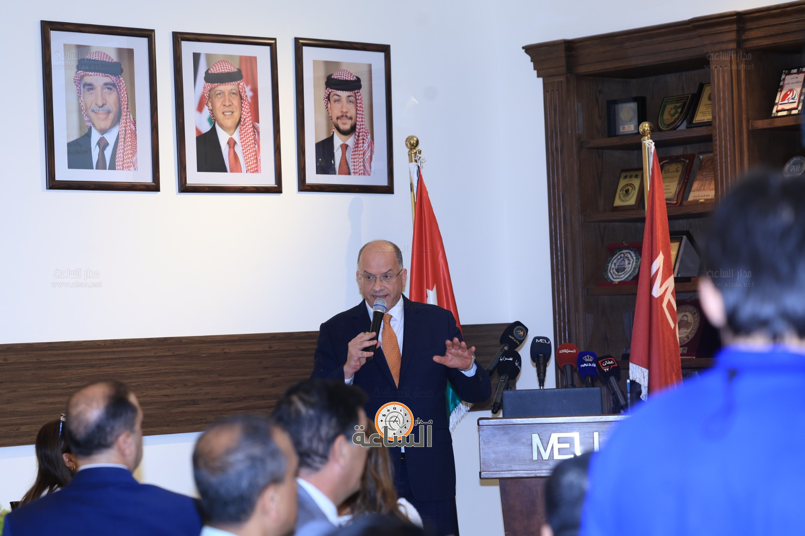 Madar Al-Saa Images 0.9034246424270616