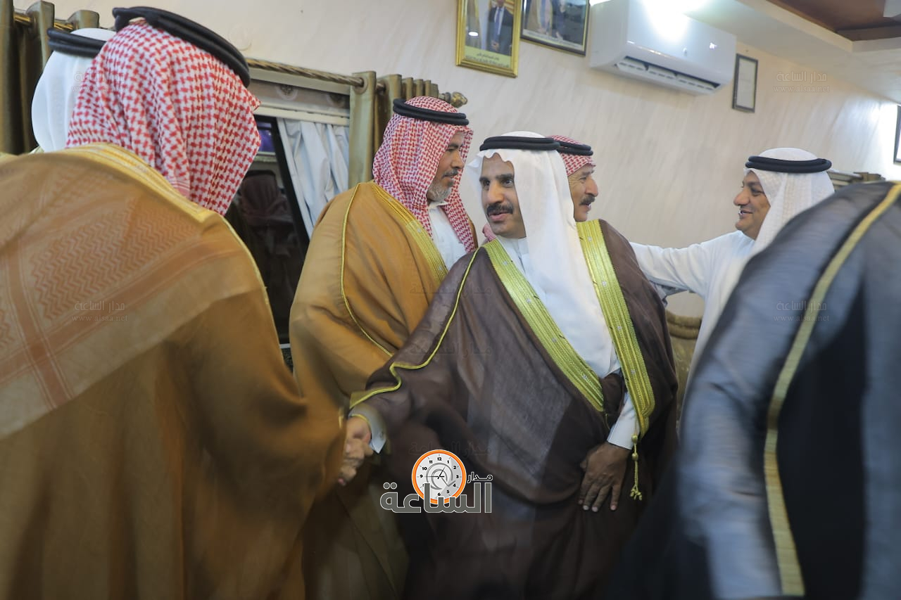 Madar Al-Saa Images 0.7393618998516768