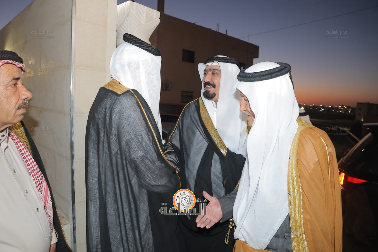 Madar Al-Saa Images 0.48190235100562395