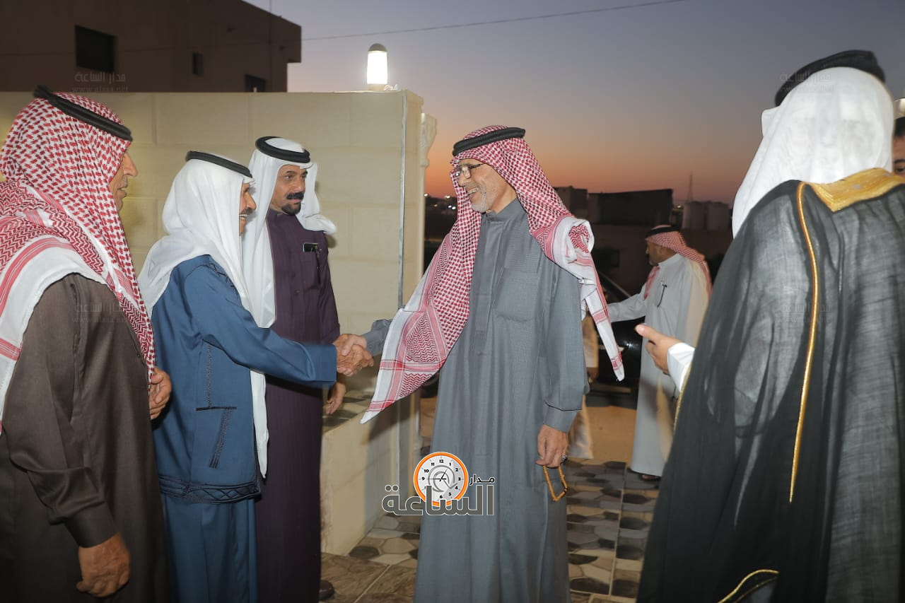 Madar Al-Saa Images 0.4202354906843092