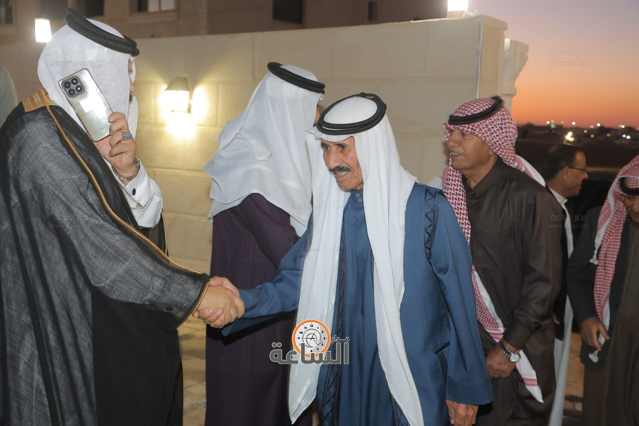 Madar Al-Saa Images 0.24125849705608327